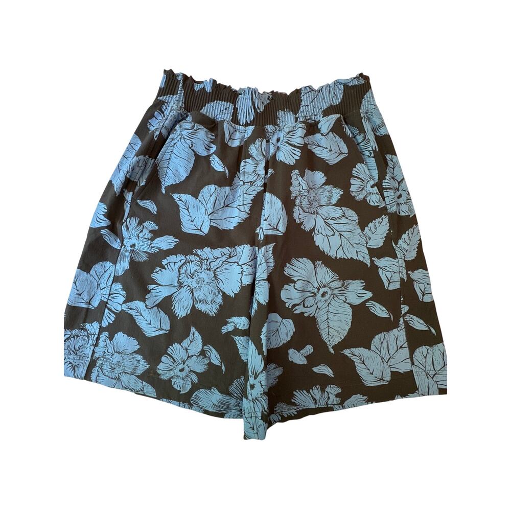 Lululemon Stretch Woven Ruffle Waist HR Shorts 9 Carved Flower Blue Medium